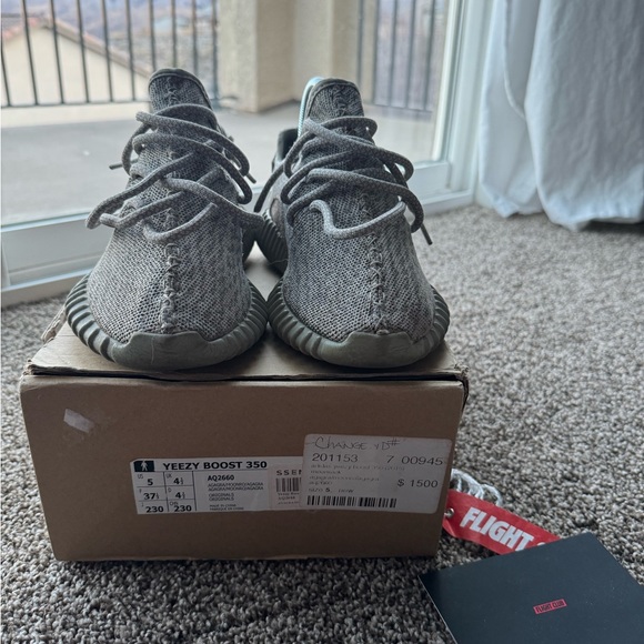 AUTHENTIC Yeezy boost 350- Moon Rocks - Picture 3 of 9